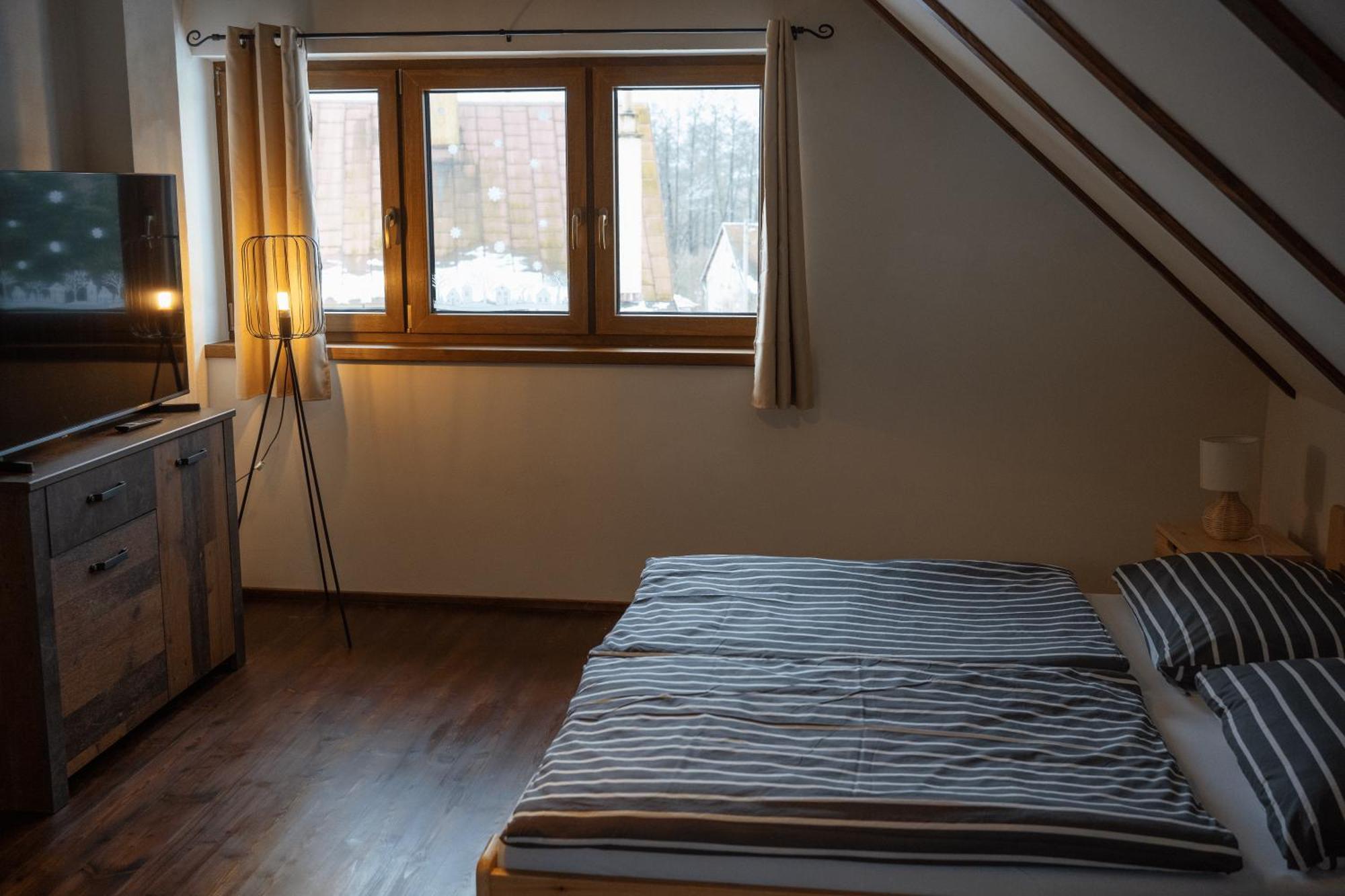 Srub V Oderi Villa Hroznetin Buitenkant foto